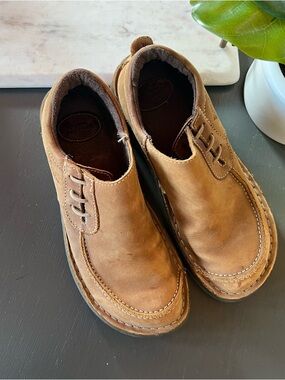 Dr. Martens Tan Leather Platform Lace-Up Shoes US 7 platform healed loafers Y2K